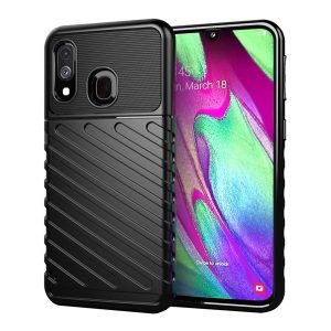 HUSĂ! - Husă silicon pentru telefon (rezistent la impact mediu, cu dungi, model convex) negru Samsung Galaxy A40 (SM-A405F)