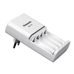  Încărcător de baterii PANASONIC ENELOOP (240V, temporizator, indicator LED, compatibil cu baterii 4xAA/AAA, încărcare inteligentă) ALB