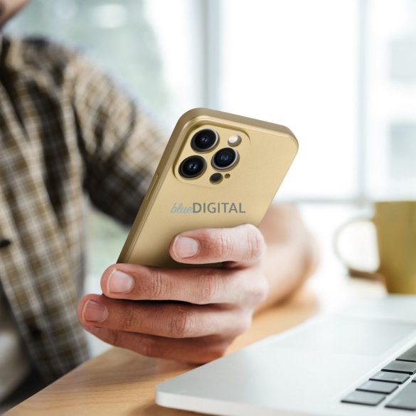 Husa METALICA pentru IPHONE 14 PRO MAX aurie