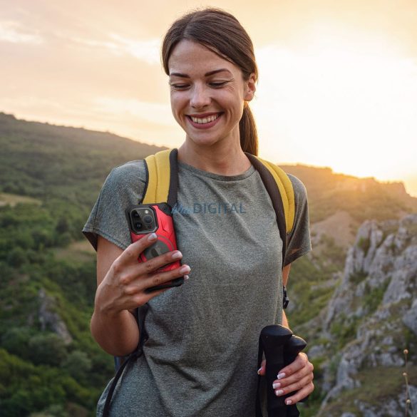 Husa Armor Mag Cover compatibila cu MagSafe pentru IPHONE 13 PRO MAX rosie