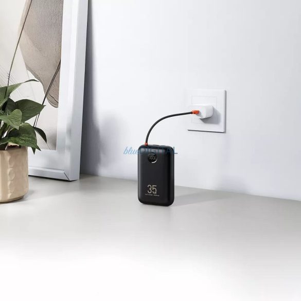 Veger K3 (W3018) powerbank cu conexiune 1xUSB-A și 1xUSB-C, built-in Type-C și cablu Lightning 30000mAh 35W PD QC3.0 - negru