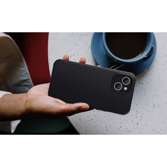 Husa din spate Nillkin Super Shield Pro Apple iPhone 14 Plus - neagra